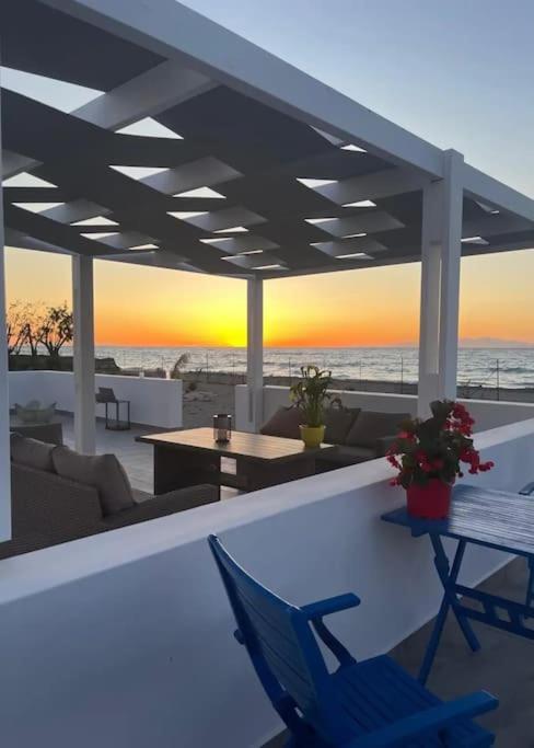 Lambou Sunset Holiday home *