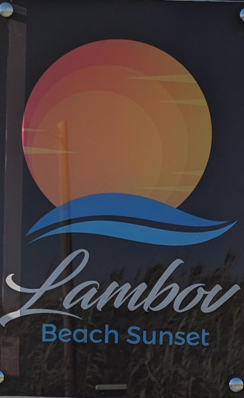 Lambou Sunset Holiday home Soroni