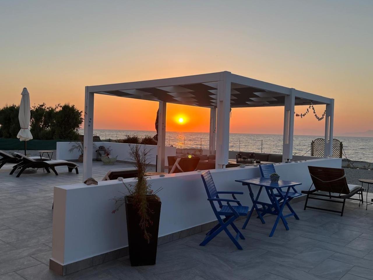 Lambou Sunset * Soroni